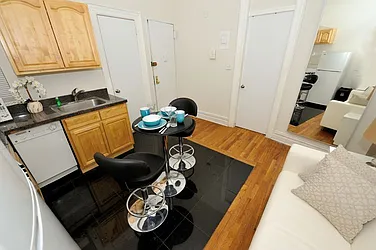 Rented by Eisenberg Exclusives