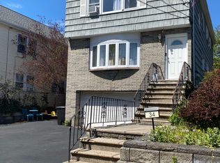 34 Warman St FLOOR 2, Montclair, NJ 07042