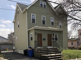 25 Grove St, Rutherford, NJ 07070