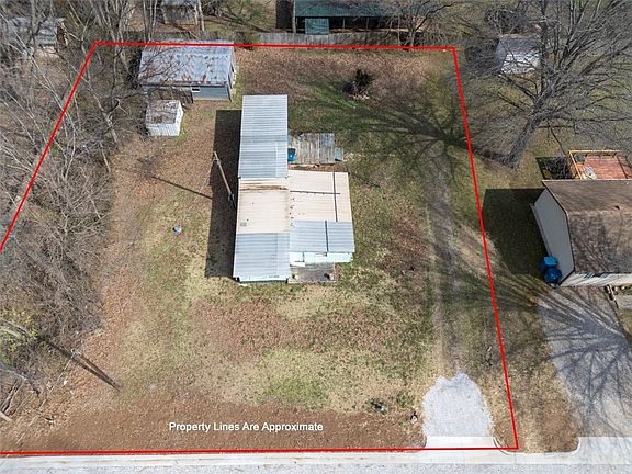5th image of 236 Ellis Ln