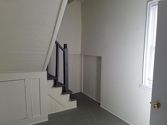 4th image of 3551 W Cortland St #Couch
