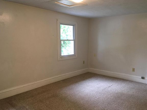 5th image of 424 E Park Blvd