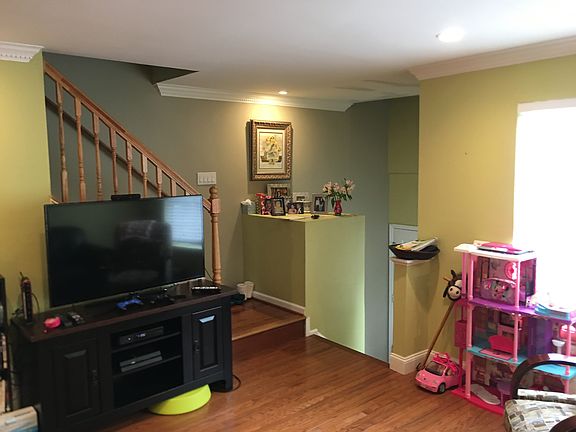 3rd image of 18911 Ebbtide Cir