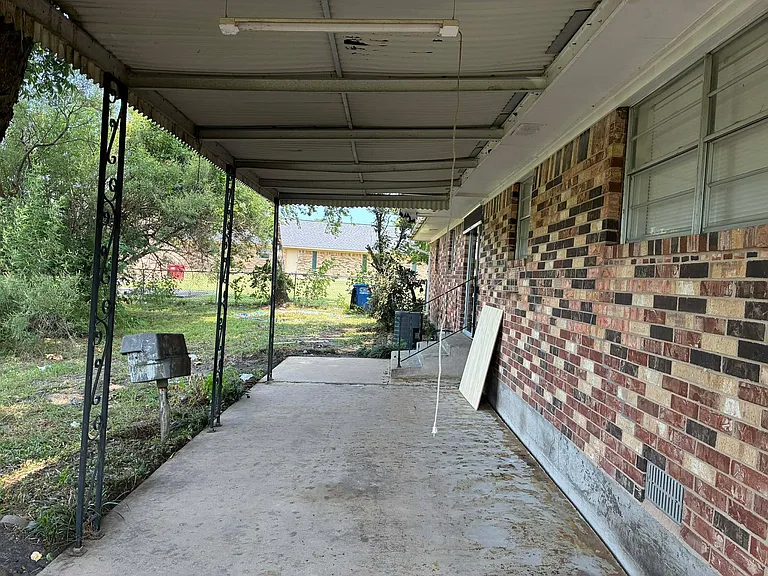 610 S Rike St — Photo 19
