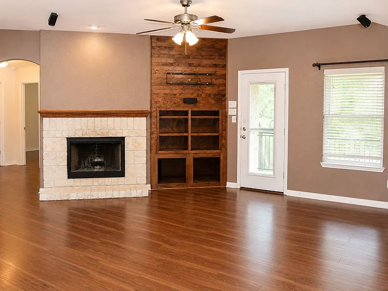 5803 Siltstone Loop — Photo 14
