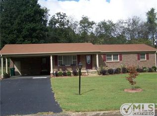 1319 Jackson Dr, Pulaski, TN 38478