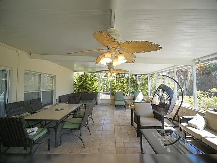 10905 Capstan Lake Dr — Photo 35