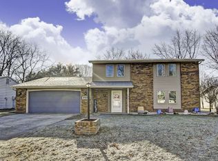 7320 Turkey Run Dr, Fort Wayne, IN 46815