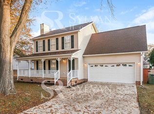 208 Flagstar Ct, Fountain Inn, SC 29644