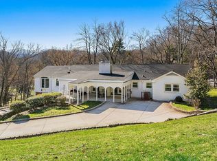 6607 Fox Hollow Rd, Nashville, TN 37205