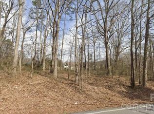 607 S Skyland Dr, Bessemer City, NC 28016