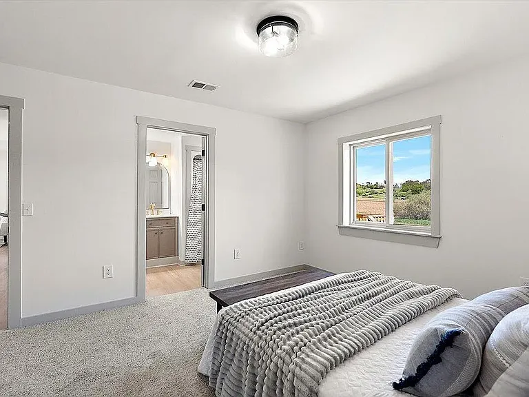 9780 Courtland Dr NE — Photo 25