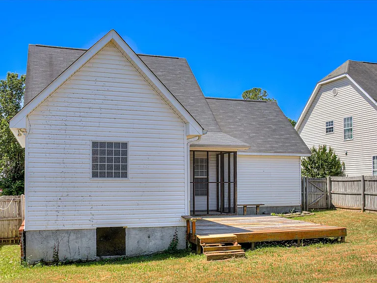 929 Sawbuck Way — Photo 34