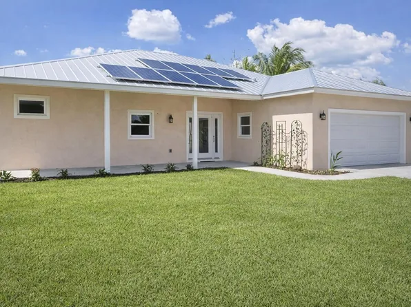 4709 SE Bayshore Terrace, Stuart, FL 34997