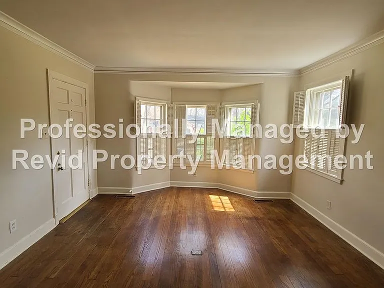 187 Picardy Pl — Photo 3