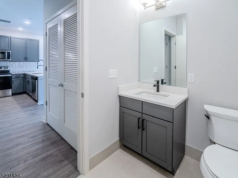 173C Morris St #312 — Photo 18