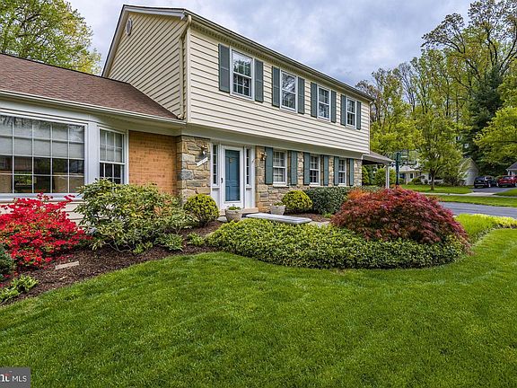 4th image of 1 Winder Ct