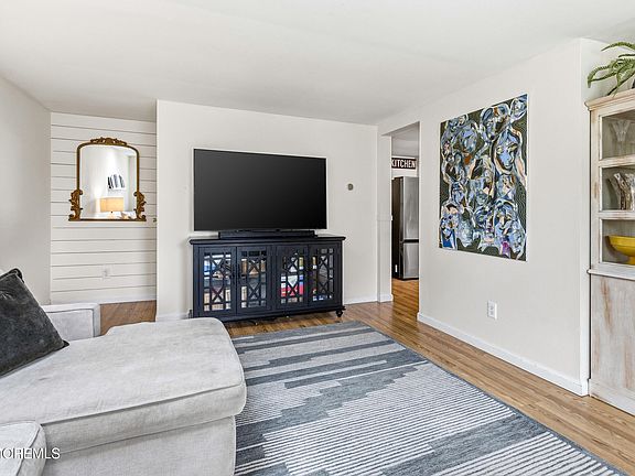 5th image of 1407 Rogers Road