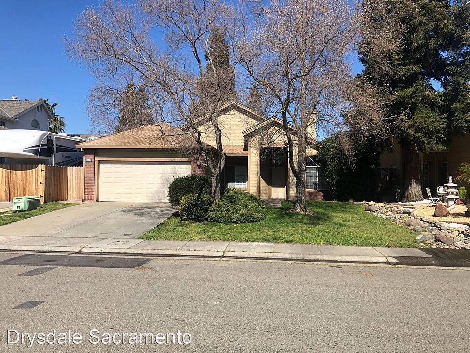 1st image of 6807 Hollybrook Dr