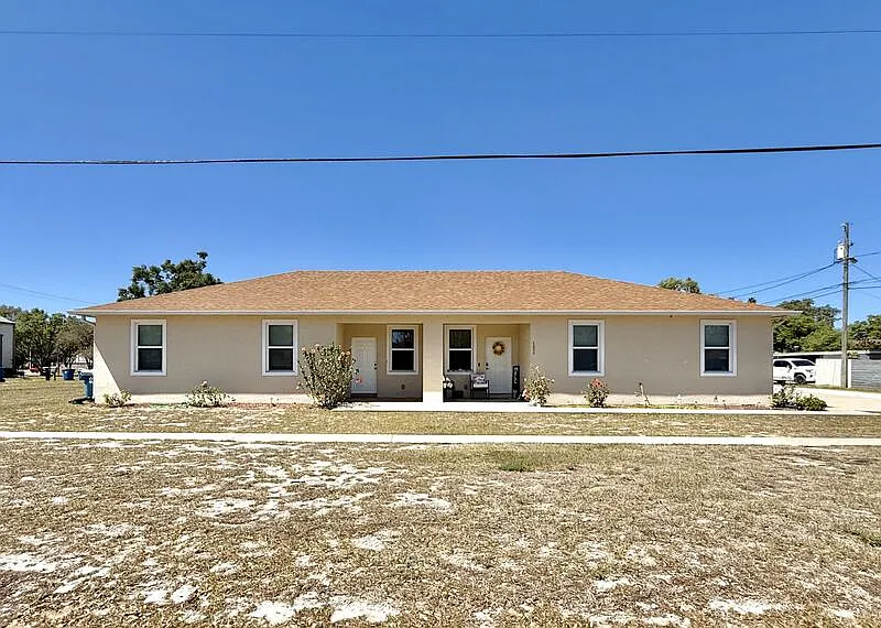 Building Photo - 2 W Orange St #101