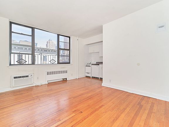 2nd image of 400 W 45th St APT 2B