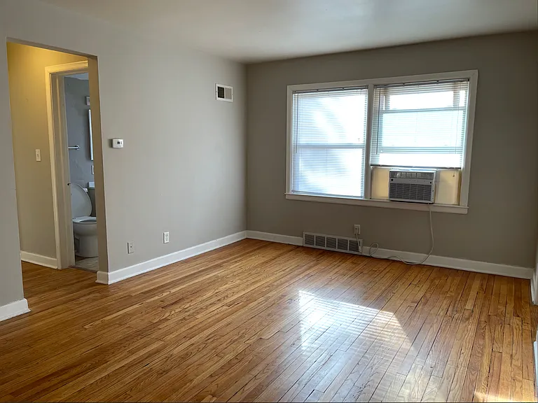816-828 N 46th St — Photo 5
