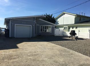 213 Bay Stream Dr, Toms River, NJ 08753