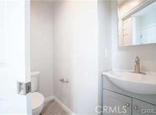 17021 Burton St #17021, Van Nuys, CA 91406