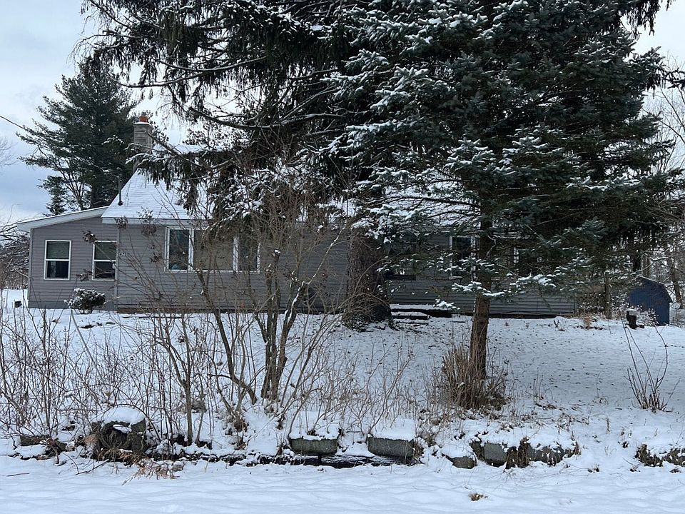 2nd image of 4750 N Myrtle St