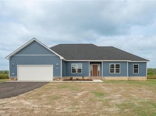 6815 Gates Rd, Suffolk, VA 23437