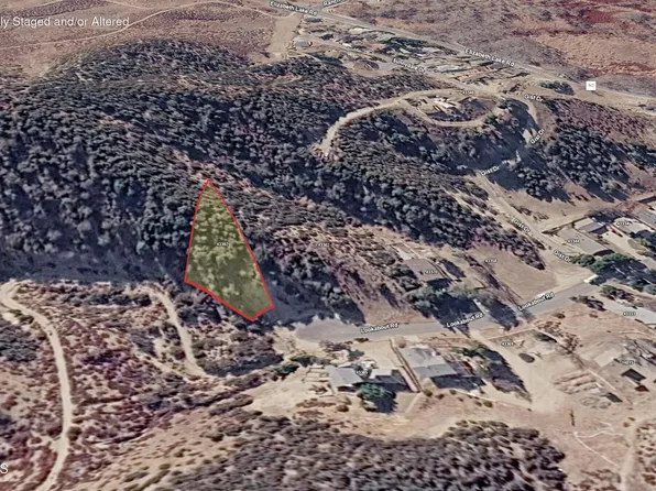 Lookabout Rd, Lake Hughes, CA 93532
