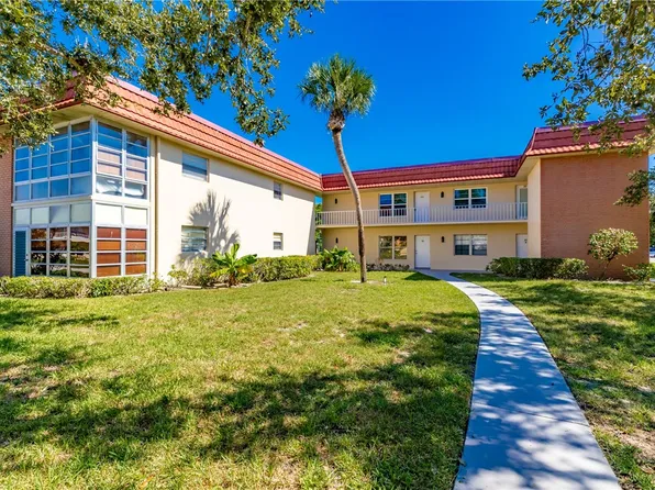 49 Woodland Dr APT 102, Vero Beach, FL 32962