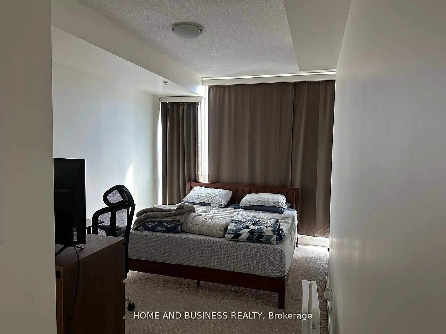 3 bed, $2,750 — Photo 2