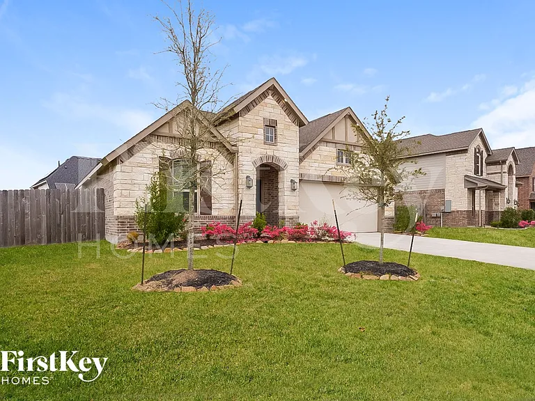 4334 Parkview Terrace Ln — Photo 2