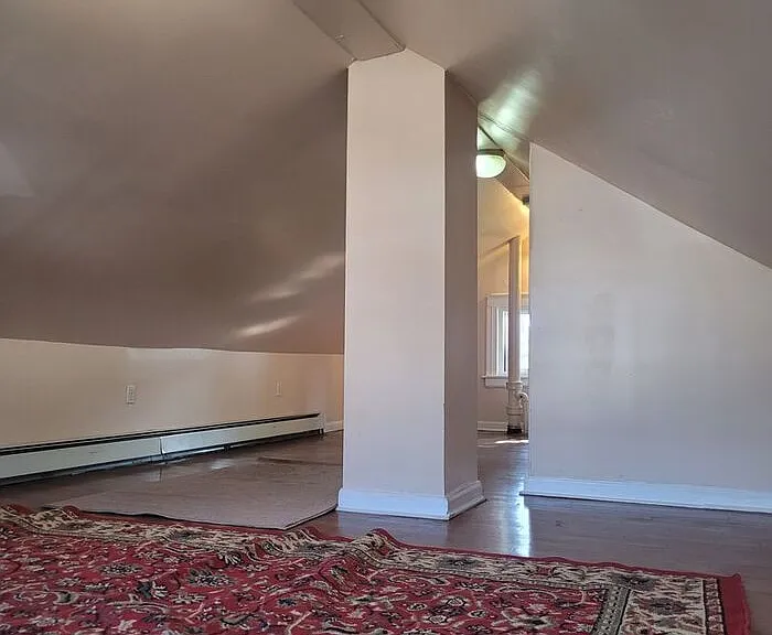 24 Valley St — Photo 15