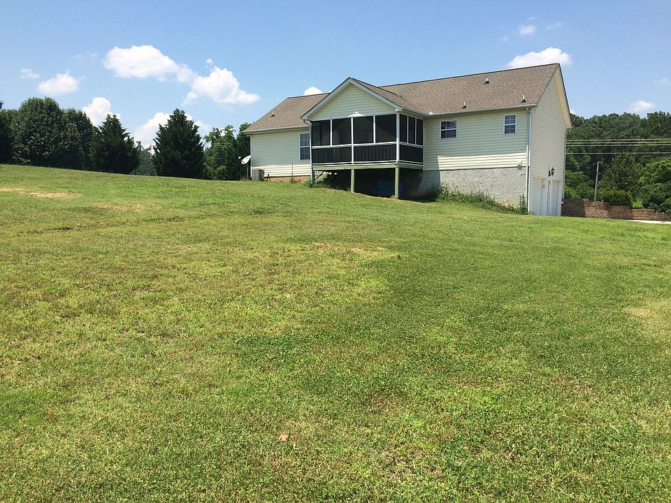 2nd image of 3898 Salem Valley Rd