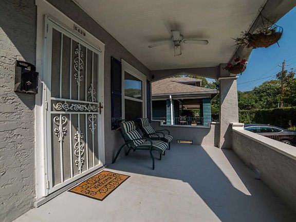 3rd image of 5429 Stewart Ave