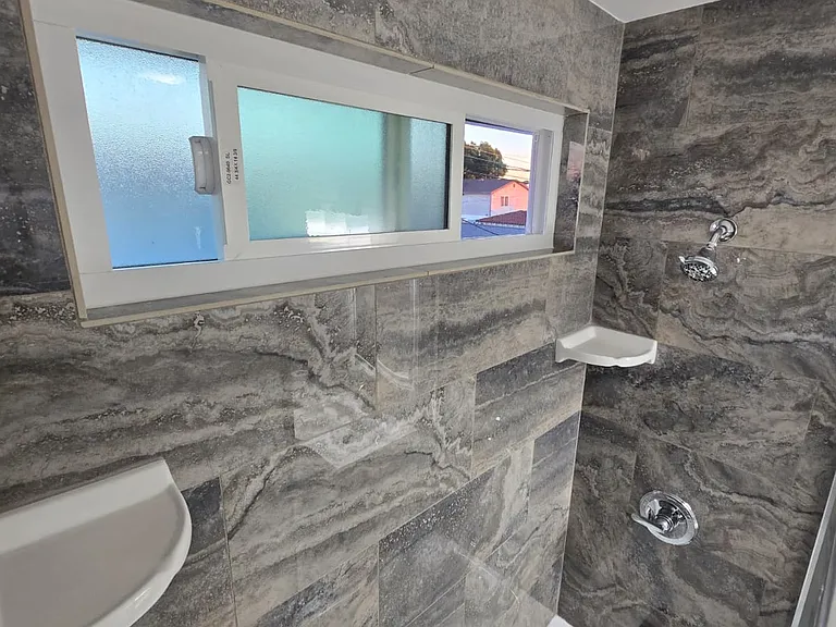 736 S Eastmont Ave #7 — Photo 10