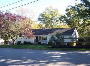 48 Deer Haven Rd, Bedminster, NJ 07921