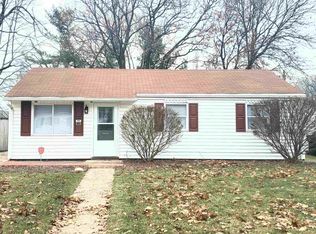 911 Dover Dr, South Bend, IN