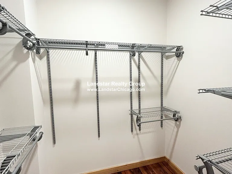 4611 S Ellis Ave #301 — Photo 6