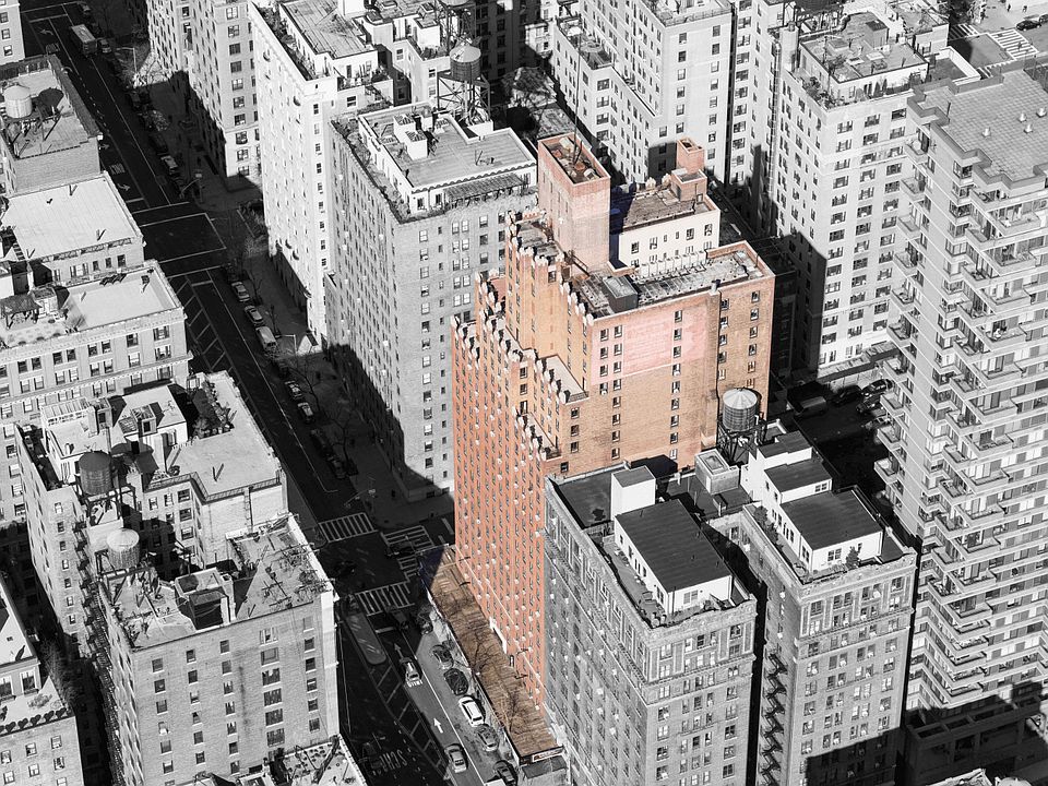 2nd image of 752 W End Ave #2G