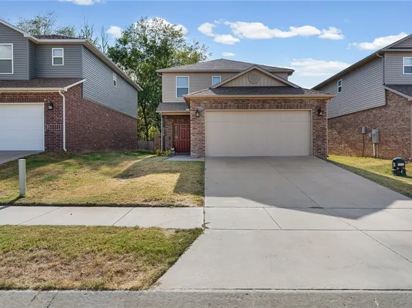 318 Mayflower St, Lowell, AR 72745
