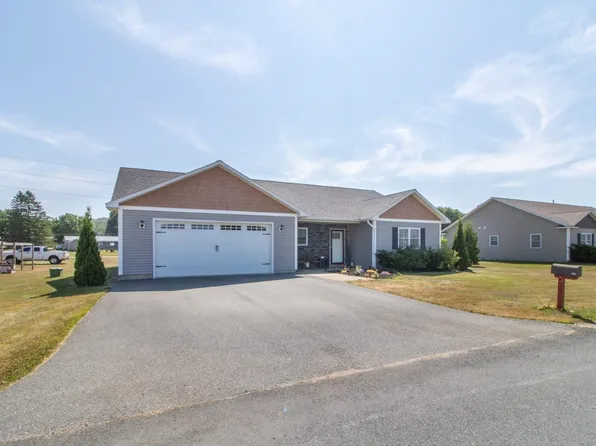 274 Dashner Circle, Derby, VT 05830