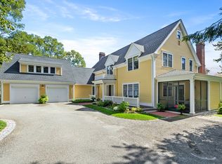 612 Lexington Rd, Concord, MA 01742