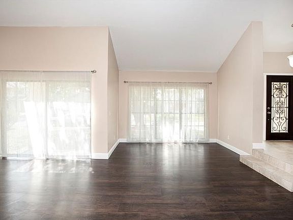 5th image of 4515 Wescott Ln
