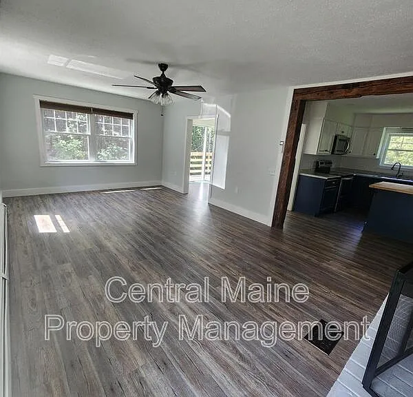 109 S Reynolds Rd — Photo 11