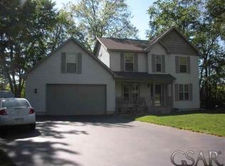 12440 Pine Ridge Dr, Perry, MI 48872