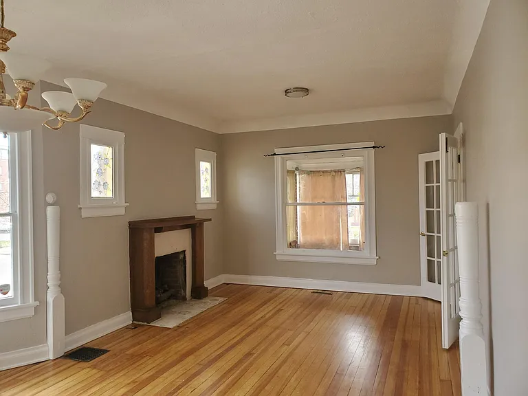 2903 W 28th Ave — Photo 2