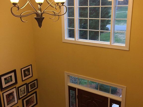 3rd image of 2281 Willow Creek Dr